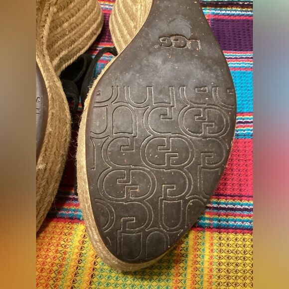 Ugg Black High Heeled Slip on Leather Sandals Braided Jute Covered Heels Sz 9 - Picture 15 of 16